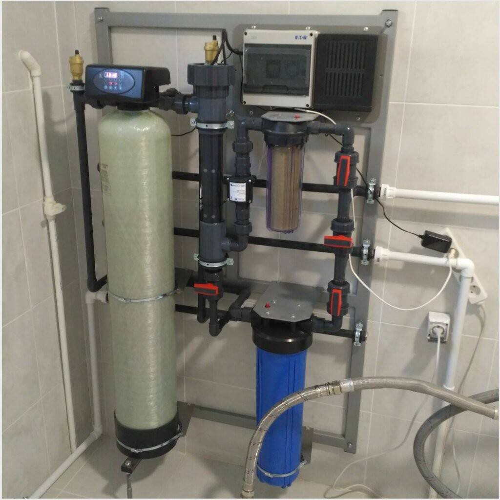 Обезжелезивание воды из скважины: выбираем фильтр
