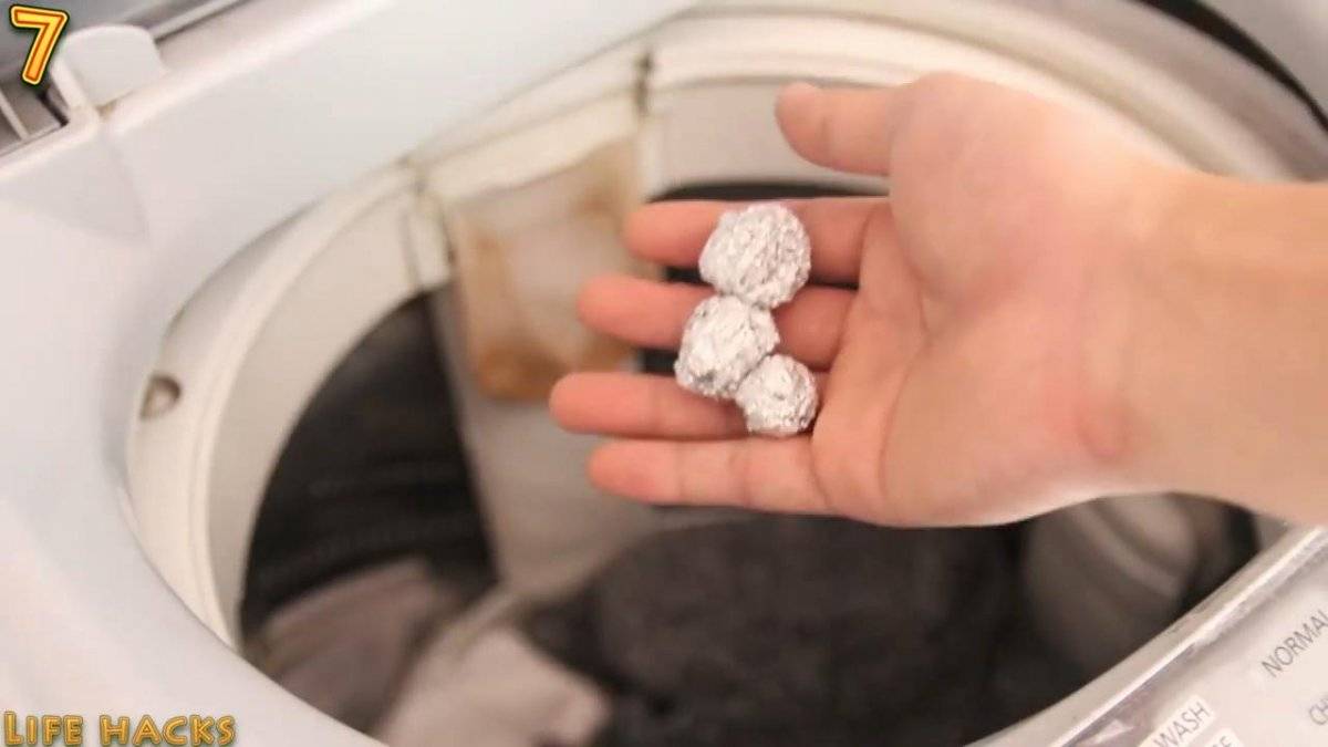 Для чего нужны шарики из фольги в стиральной машине?