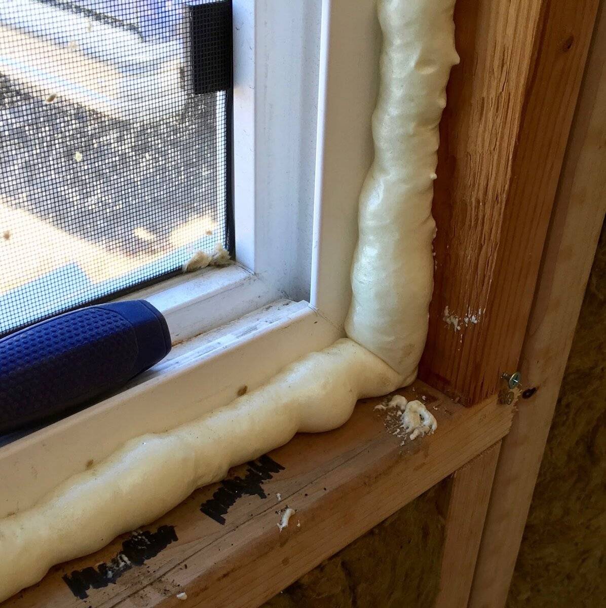 Как утеплить старые деревянные окна на зиму
