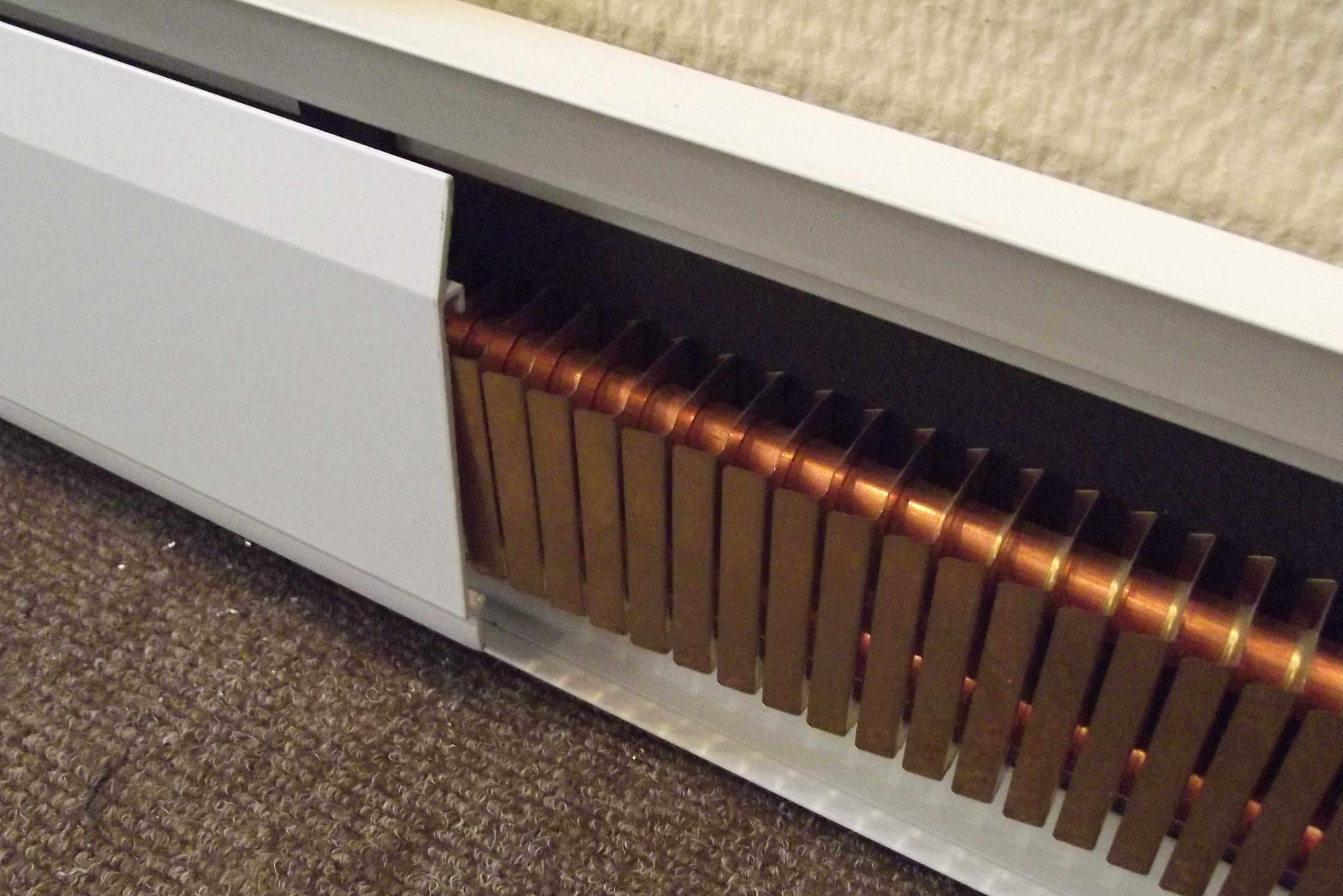 Тёплый плинтус-бюджетная система отопления своими руками, подойдет каждому дому: инструкция +видео