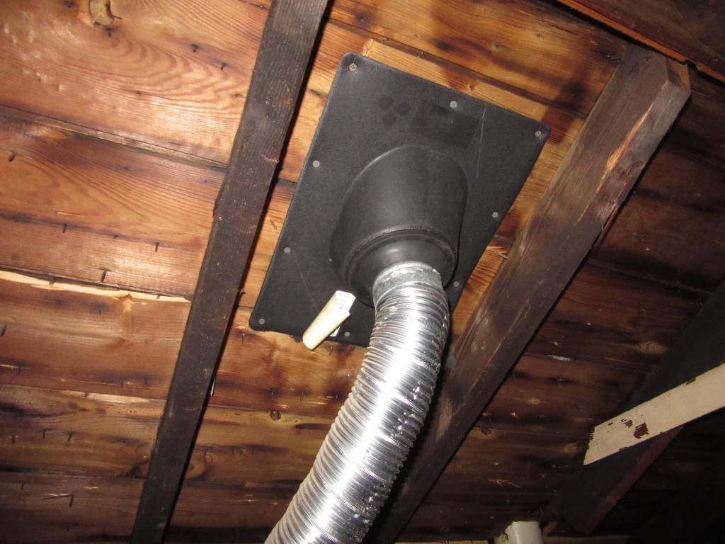 Можно ли избавиться от конденсата в вентиляционной трубе частного дома и как это сделать?