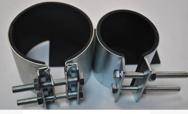 Виды стальных хомутов для крепления труб, различия и особенности крепежных изделий