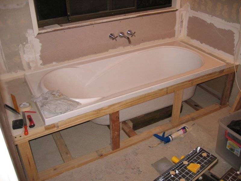Деревянная ванна в интерьере: быть или не быть?