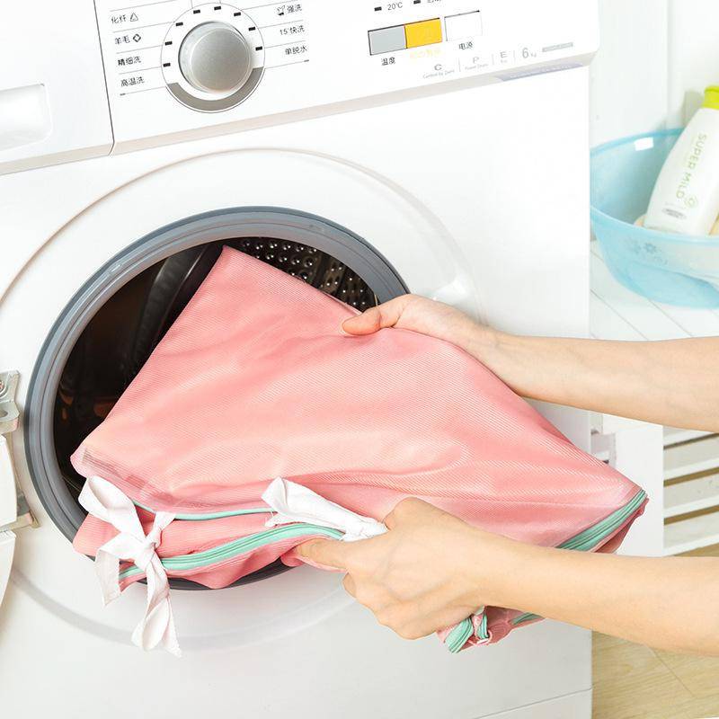 Как постирать шторку для ванной в стиральной машине