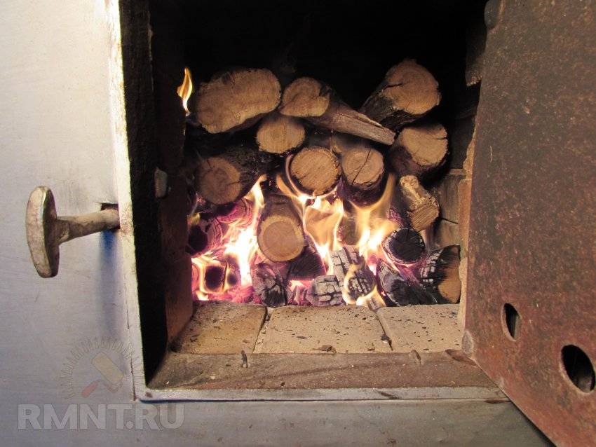 Можно ли топить печь сырыми дровами: полезная информация - журнал «жар и пар»