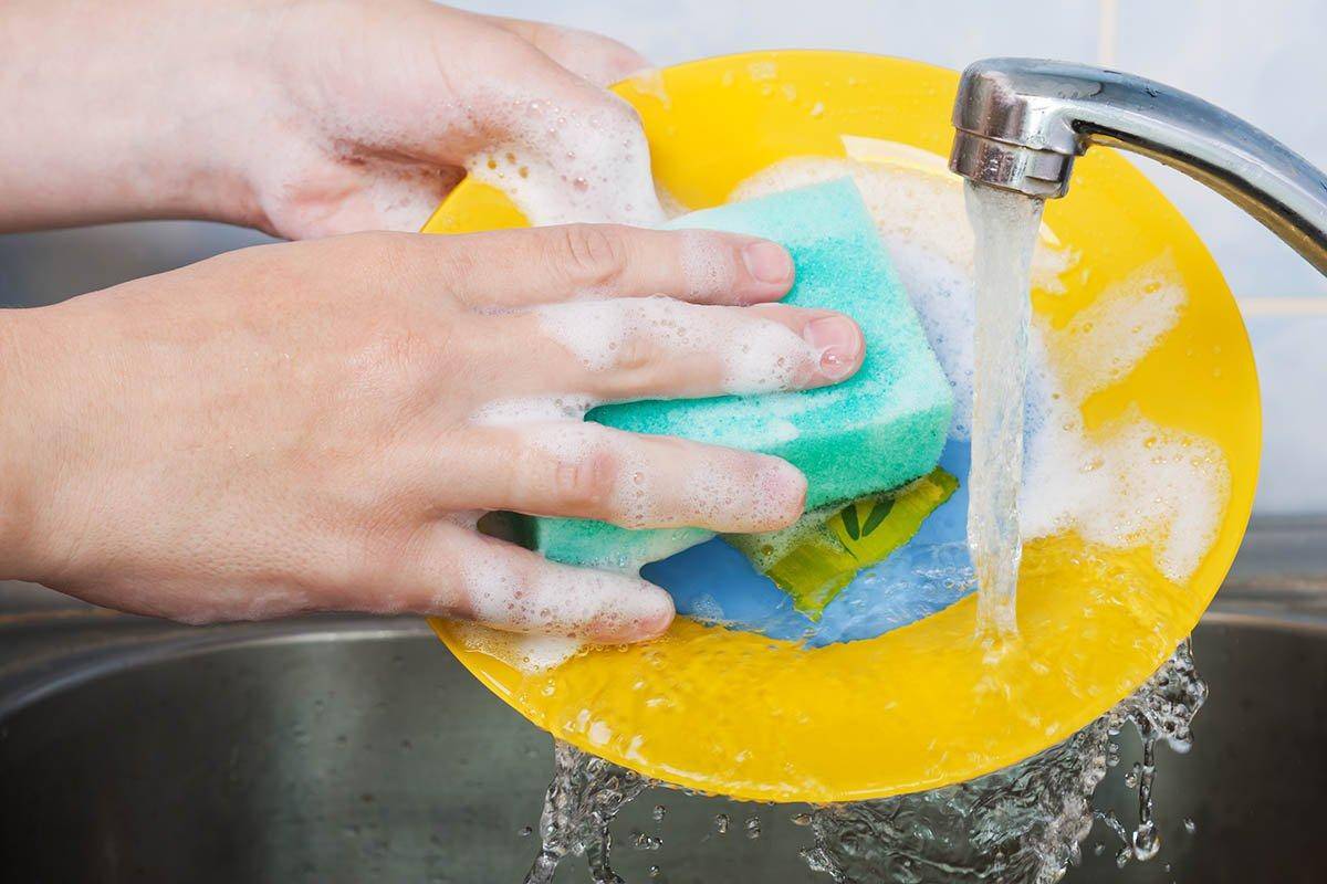 Чистящее средство для мытья посуды своими руками, как сделать домашнее натуральное моющее средство