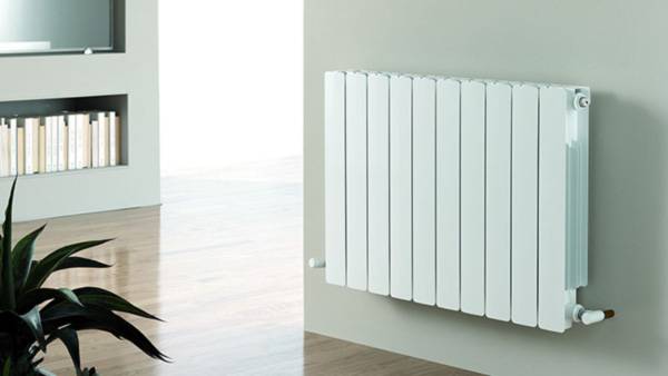 Вертикальные радиаторы отопления: как выбрать высокие батареи для квартиры и частного дома, обзор характеристик и отзывов, нижнее и боковое подключение