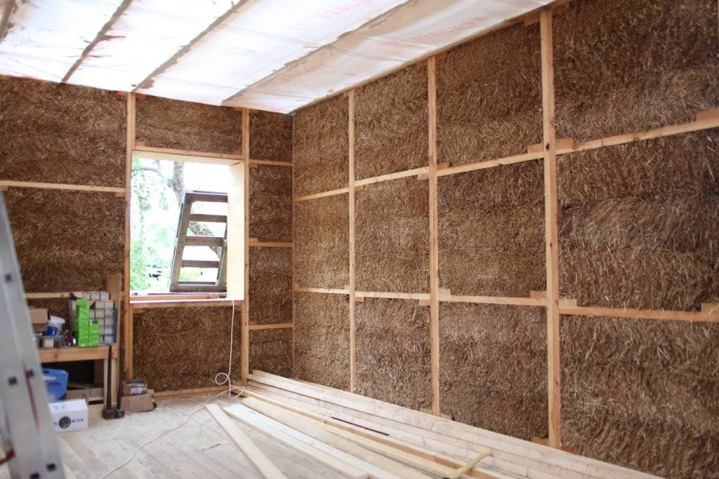Утепление опилками потолка, стен, пола дома и бани: применение в составе глины, цемента, извести, гипса