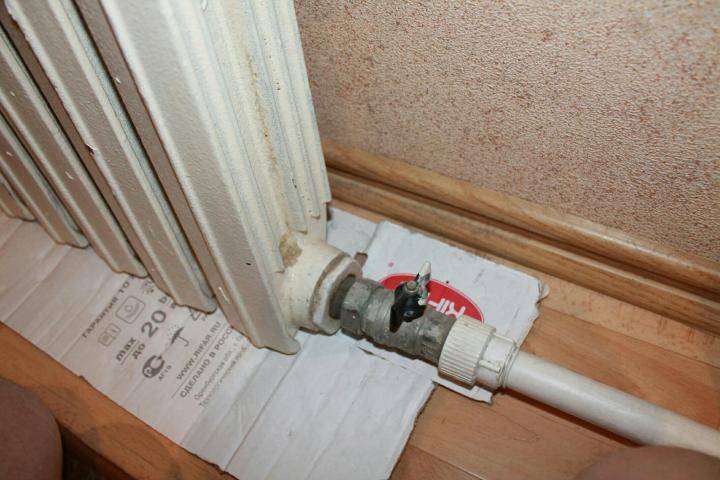 Как правильно перекрыть батарею отопления, если в квартире слишком жарко — портал о строительстве, ремонте и дизайне