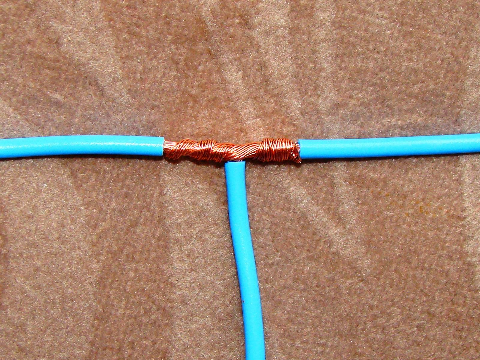 Как правильно соединять электрические провода электропроводки