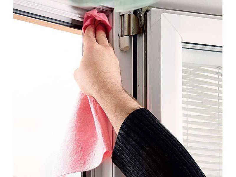 Уход за пластиковыми окнами, как их мыть, чистить и ремонтировать