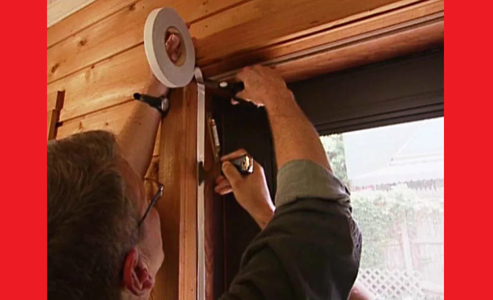Как утеплить деревянную дверь: видео-инструкция по монтажу своими руками, особенности входных утепленных изделий для частного загородного дома, цена, фото