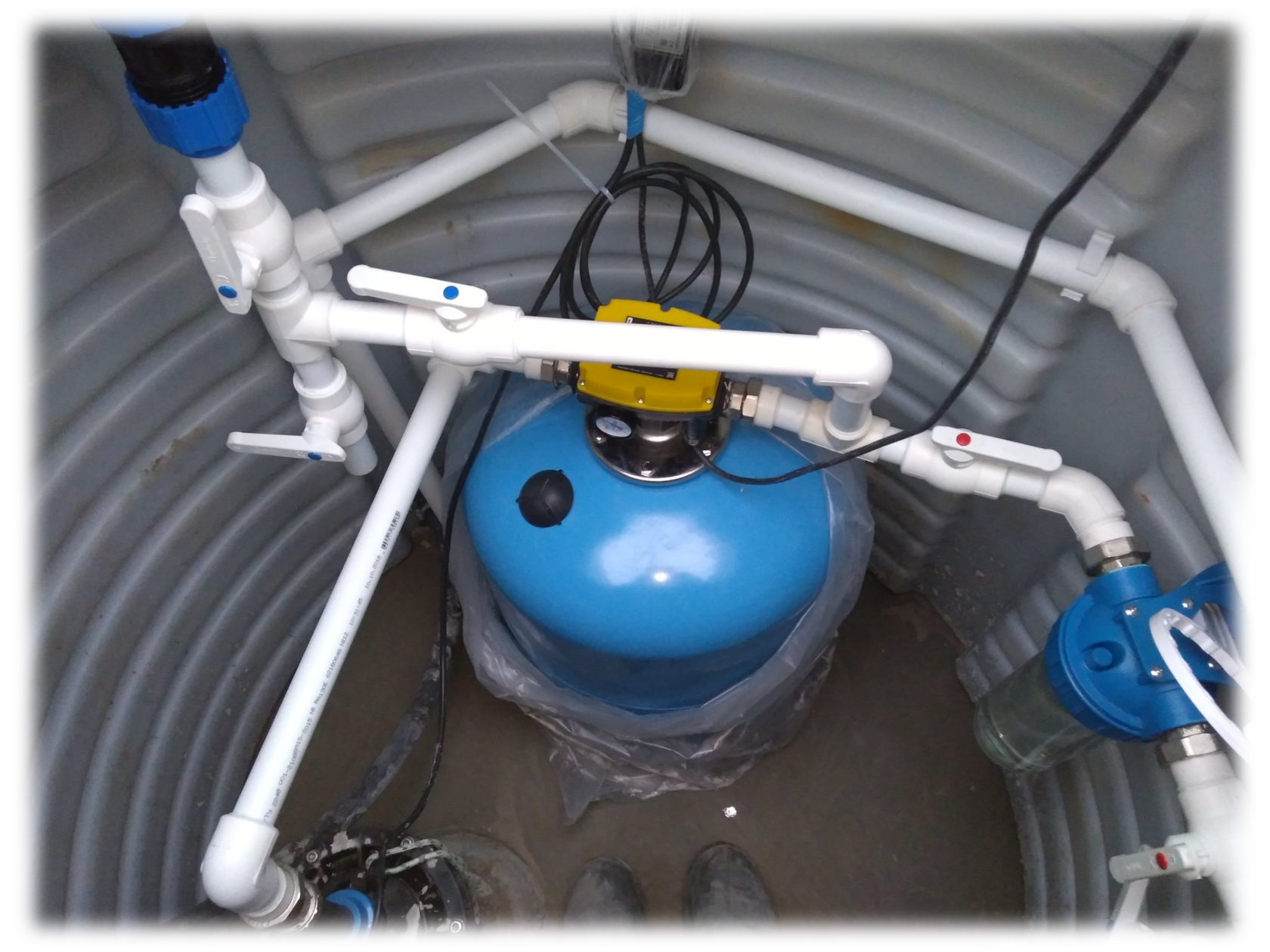 Как обустроить скважину на воду без кессона и адаптера для разных режимов эксплуатации