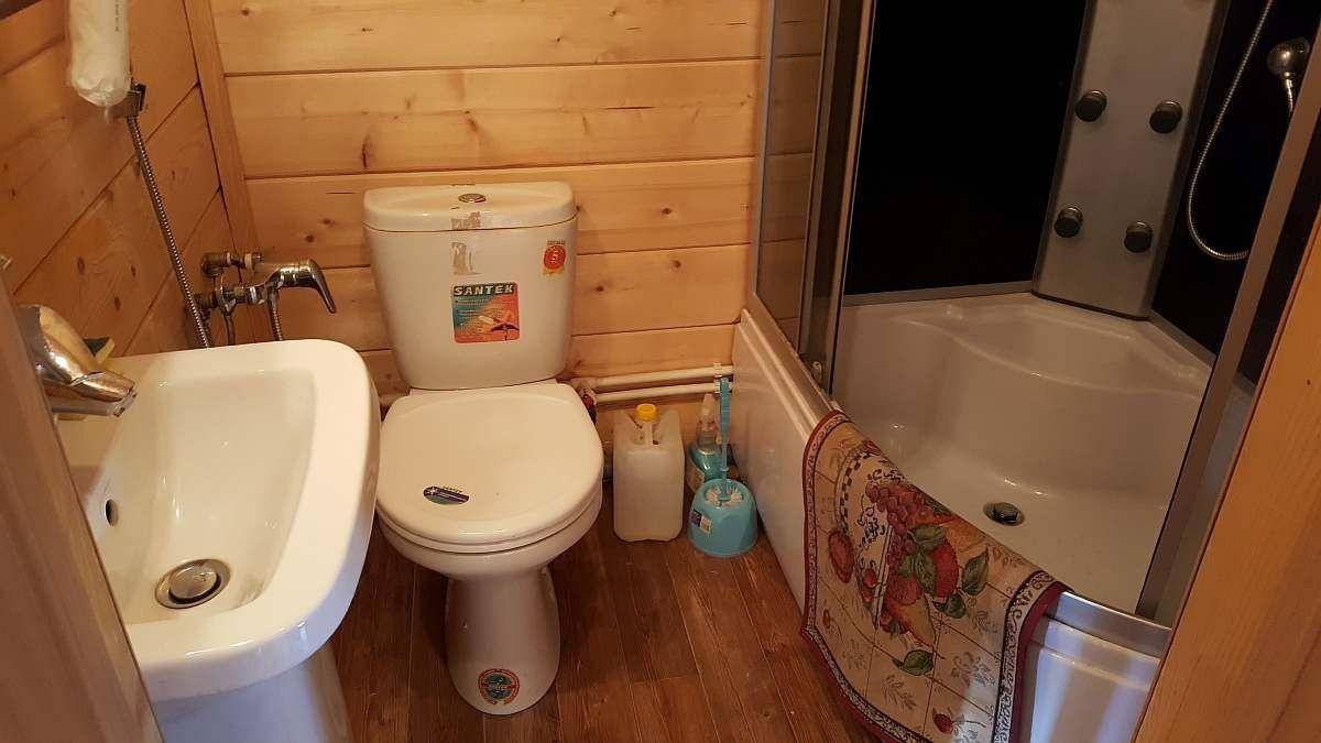 Как сделать туалет в частном доме, конструкция и порядок обустройства