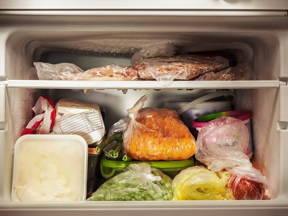 Особенности хранения хлеба в холодильнике и морозильной камере