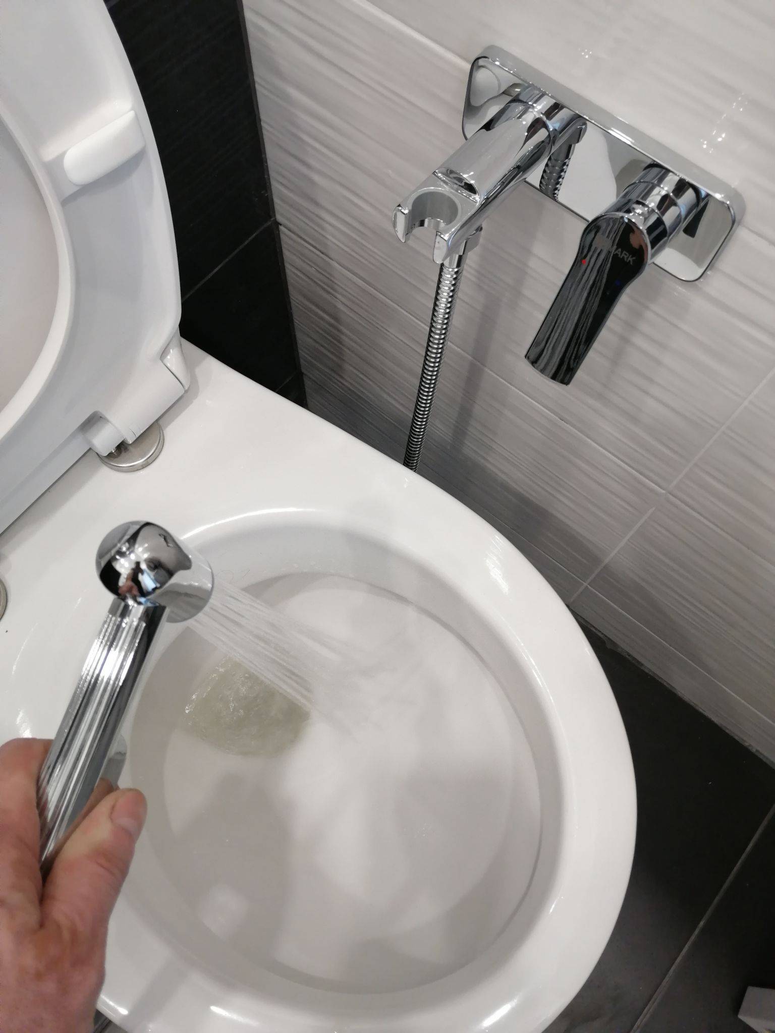 Как выбрать смеситель для ванной комнаты: качественный и недорогой