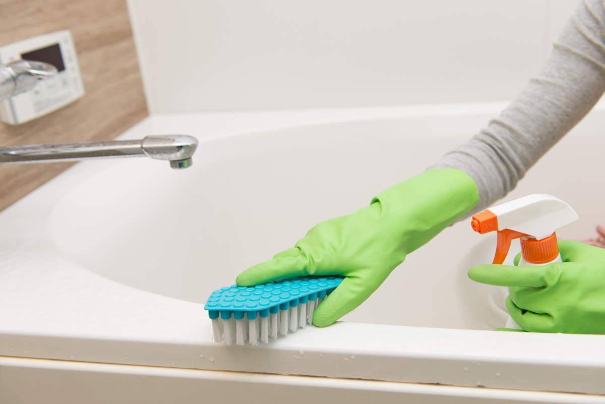 12 способов, как очистить ванну от налета и ржавчины в домашних условиях - строительный блог вити петрова