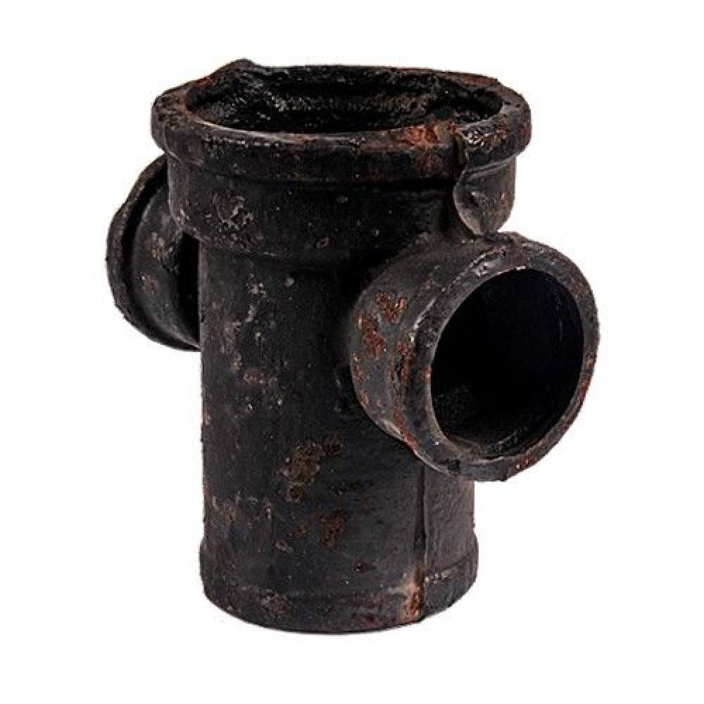 Замена канализационной трубы с чугуна на пластик :: syl.ru