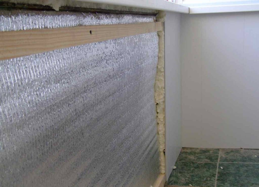 Утеплители для стен фольгированные – утепление пенофолом изнутри или снаружи, чем лучше всего приклеить фольгоизолон и какие методы крепления есть