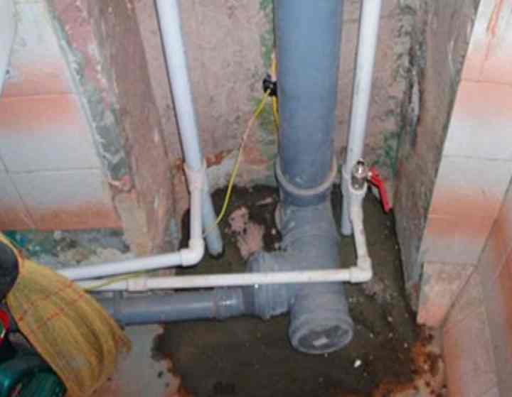 Монтаж канализационного стояка в квартире: особенности выполнения работы своими руками