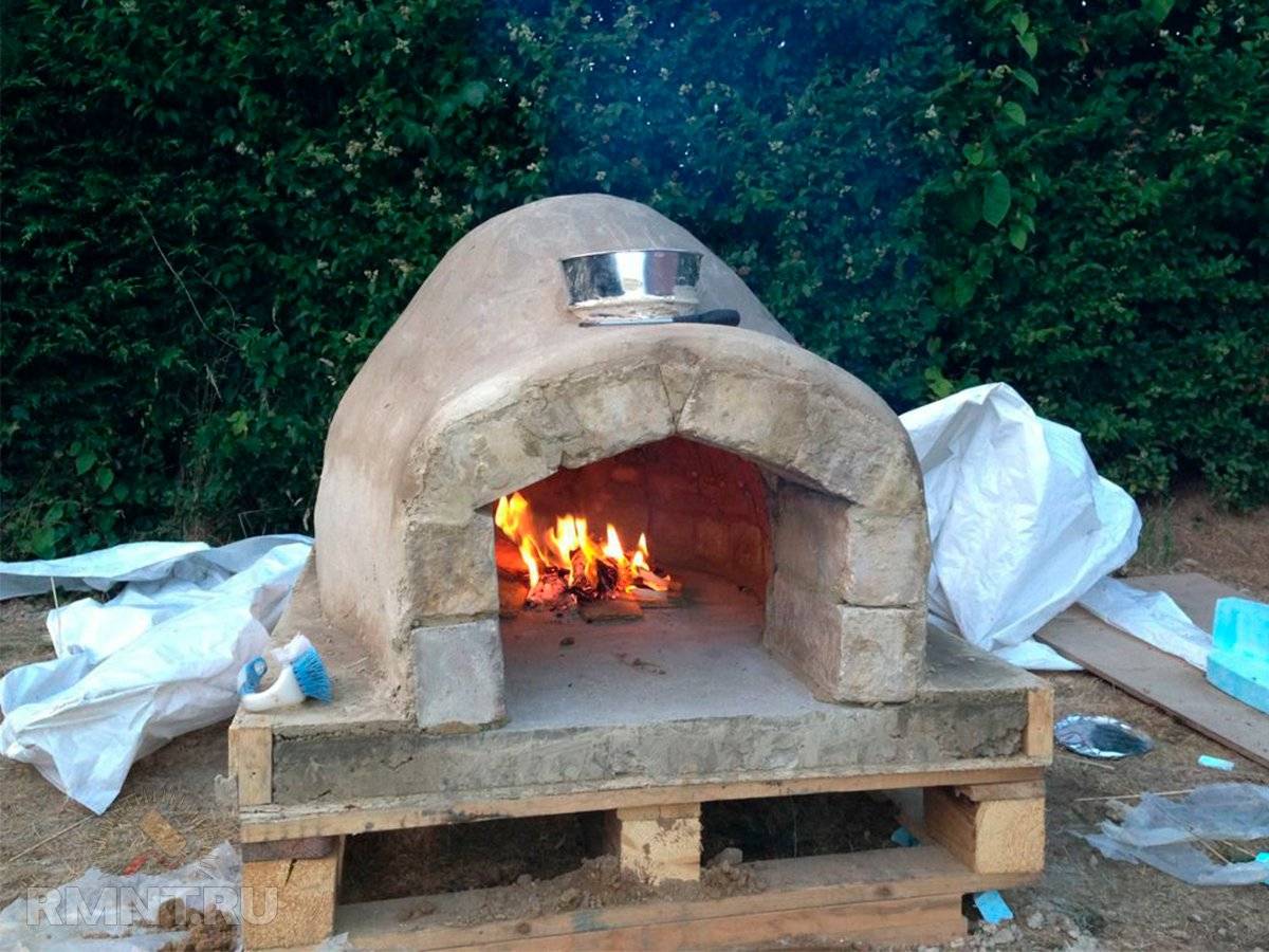 Помпейская дровяная печь для пиццы своими руками: описание и конструкция