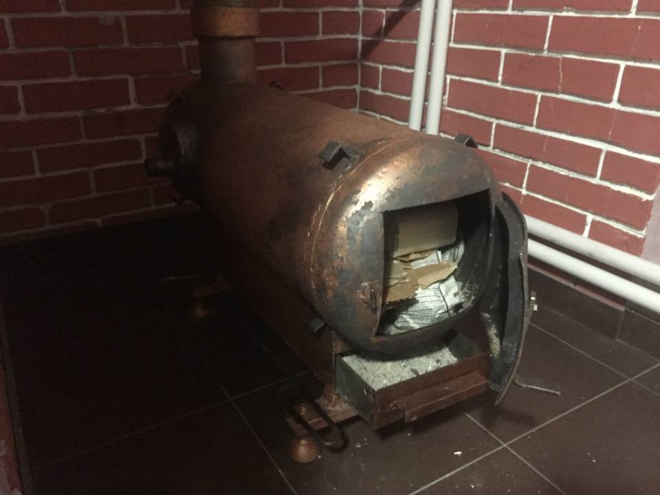 Печка своими руками для гаража: самодельная печь медленного горения, кирпичная, на отработке для отопления гаража, фото и видео иллюстрации