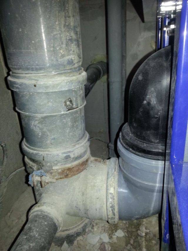 Соединение канализационных труб: как соединять две трубы для канализации разного диаметра, чем соединить между собой, как правильно стыковать