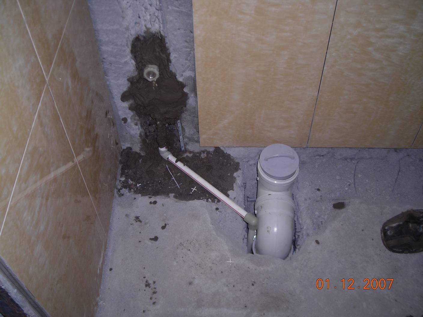 Монтаж канализации под туалет