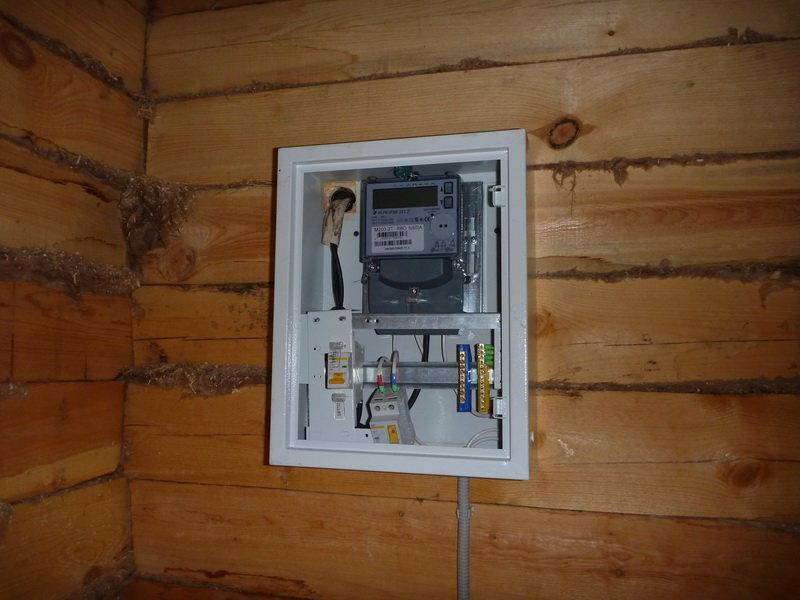 Установка счетчика электроэнергии в частном доме и выбор прибора