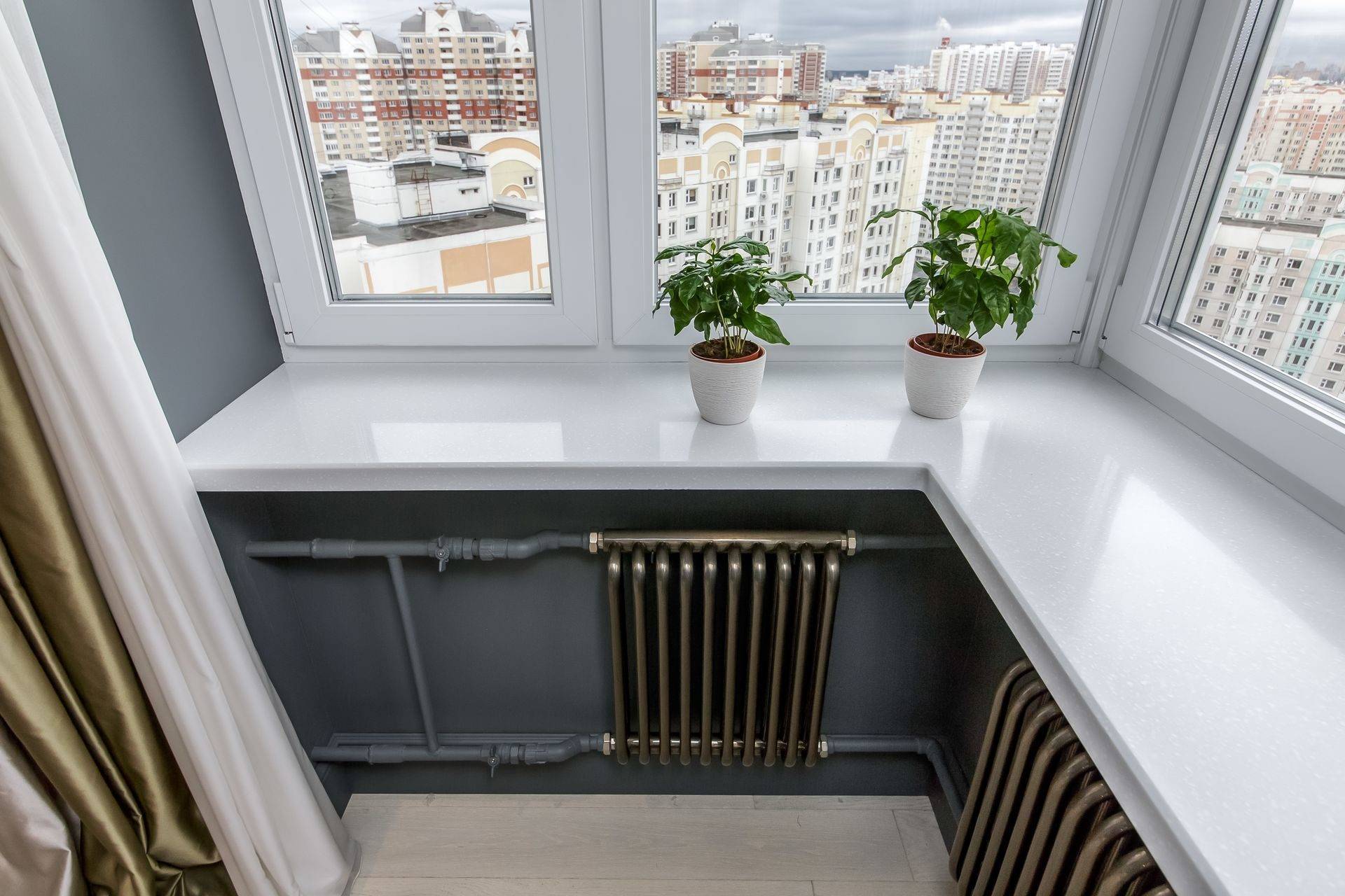 Обогреватель на балкон: какой тип установить, чем хороши инфракрасные обогревательные приборы