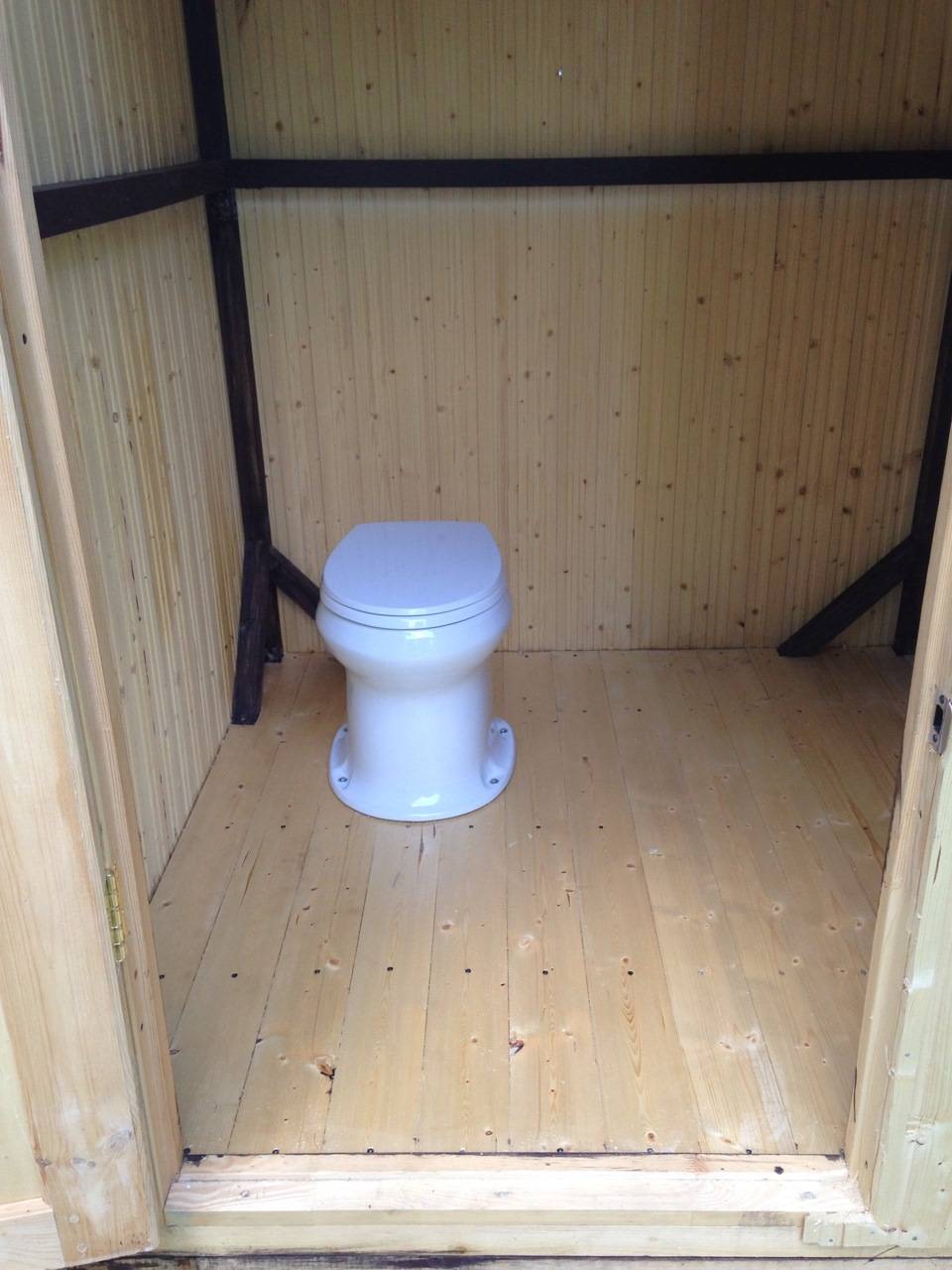 Дачный туалет своими руками: выбор дизайна, пошаговая инструкция по постройке и выбор места расположения (95 фото)
