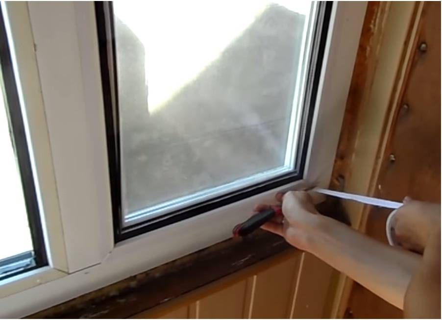 Утепление балконной двери: как я сделал это своими руками