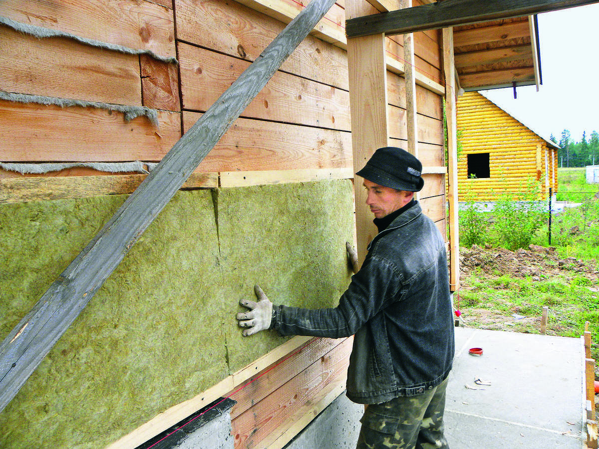 Утепление деревянного дома снаружи пеноплексом своими руками