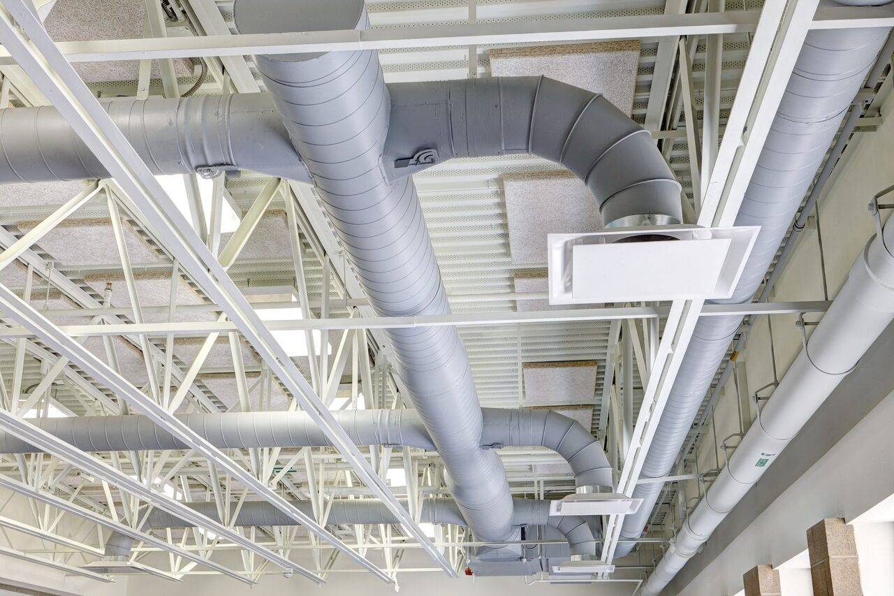 Виды и характеристики пластиковых воздуховодов для вентиляции, выбор системы и особенности монтажа