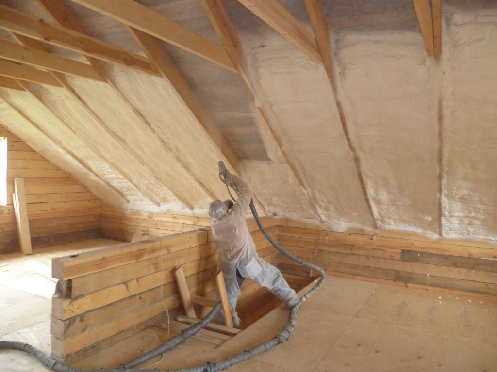 Как утеплить крышу дома: чтобы не было конденсата, недорого, изнутри, снаружи, двухскатная