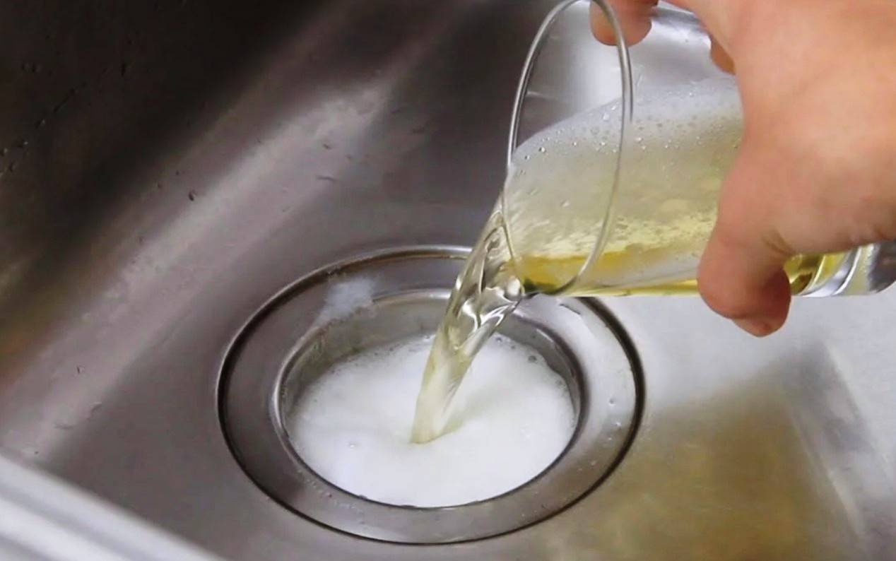 Уксус и сода для прочистки труб помогает ли, как правильно почистить засор канализации в домашних условиях